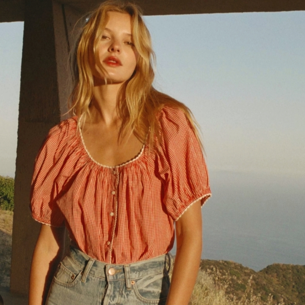 *ISO DOEN TENNESSEE TOP IN CERISE PARIS RED* (DO NOT BUY)